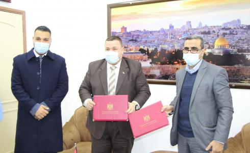 شركة مشتهى توقع عقدا مع وزارة الاتصالات لتوزيع البريد الداخلي في قطاع غزة