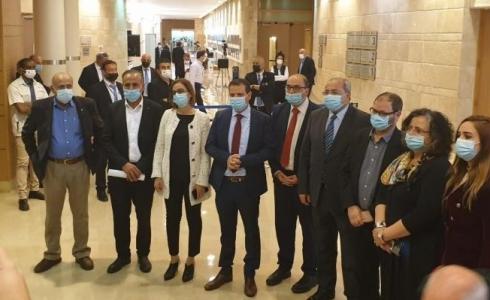 ممثو الأحزاب في المشتركة عقب تقديم لائحة الترشيح