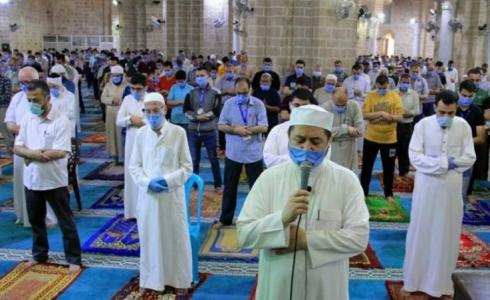 صلاة الجمعة في أحد مساجد غزة