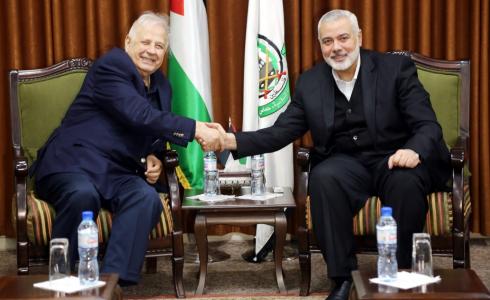 اسماعيل هنية وحنا ناصر