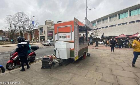 صندوق الفلافل الذي يتوسط تقاطع ايليغ