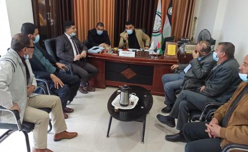 رئيس نيابة غزة يطلع وفداً من عائلة العرعير