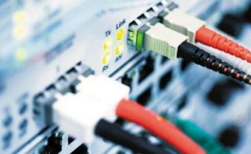 شبكة ألياف ضوئية - تعبيرية