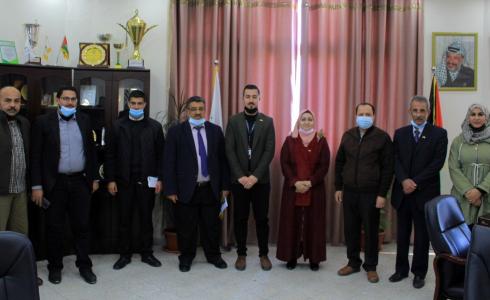 وفد المكتب الوطني لإعادة إعمار غزة في جامعة الأقصى بغزة