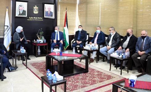 لقاء رئيس الوزراء مع محافظ رام الله والبيرة ولجنة الطوارئ