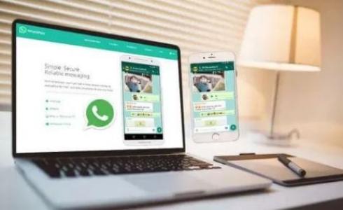 عودة تطبيق واتساب بعد توقف دام لمدة ساعة