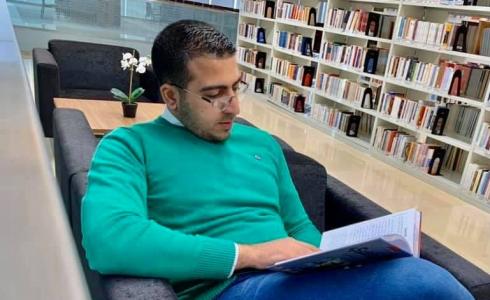 الشاعر الفلسطيني “محمود العيلة” يصدر ديوانه الأول