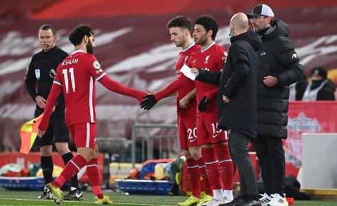 لحظة تبديل محمد صلاح ضد تشيلسي