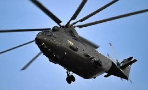 عريس يهبط بطائرة داخل زفافه للهروب من قيود كورونا