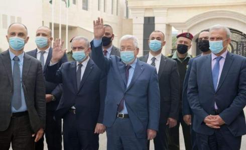 الرئيس عباس واشتية يشاركان في تشييع جثمان محمود حجازي