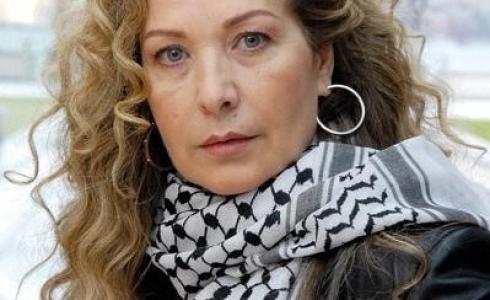 الفنانة رغدة