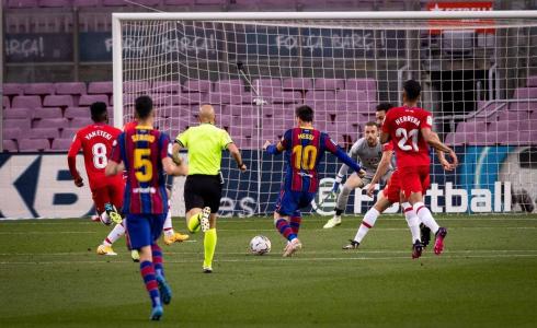 برشلونة خسر مباراته المهمة أمام غرناطة