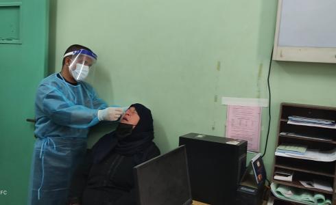 صحة غزة وفرت خدمة الفحص السريع لفيروس كورونا