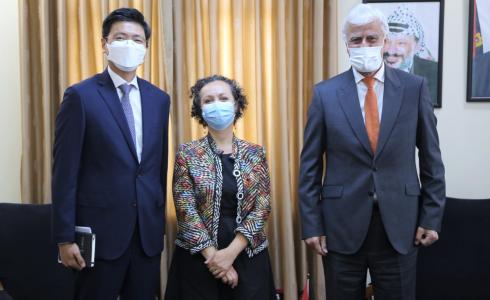 وزير التربية يبحث مع ممثل وكالة "كويكا" تنفيذ مشروع لتحسين جودة التعليم  