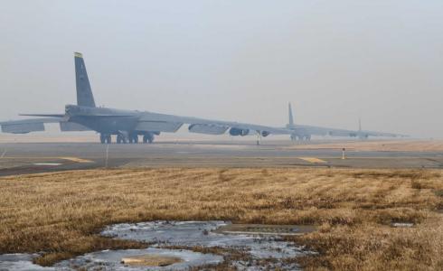 طائرة - توضيحية