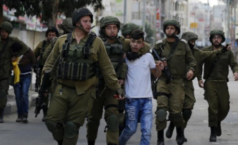 قوات الاحتلال تعتقل طفل_ صورة أرشيفية