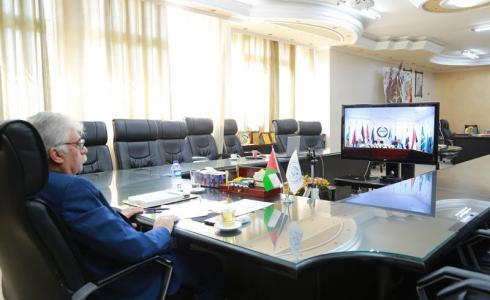 رئيس جامعة الأزهر بغزة يشارك في اجتماع المجلس التنفيذي الخامس