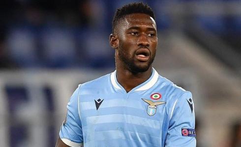 اللاعب الأنجولي باستوس