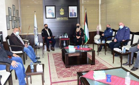 لجنة الصحة والسلامة العامة في الضفة ستكثف جولاتها لضبط  الأسواق في رمضان