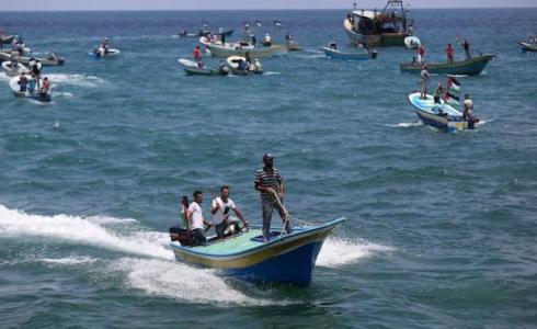 بحرة الاحتلال تلاحق الصيادين في غزة