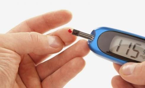 فحص نسبة السكر بالدم