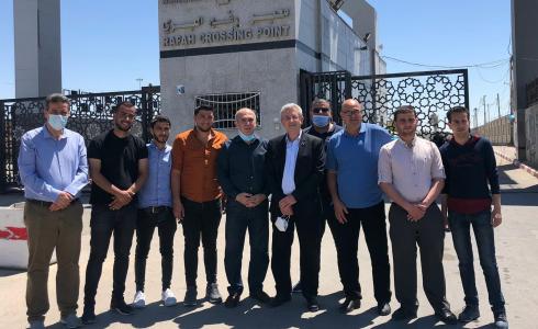 مصطفى البرغوثي يصل قطاع غزة عبر معبر رفح