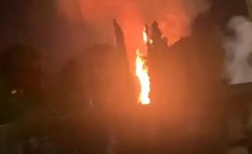 حريق كبير في باحات المسجد الأقصى