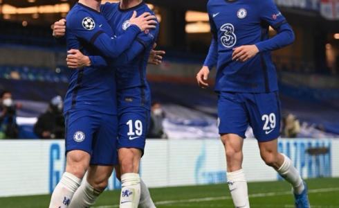 فرحة لاعبي تشيلسي بالهدف الأول