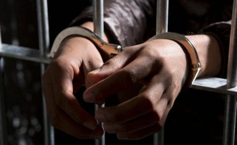 الحكم بالحبس 3سنوات لمدانين بترويج مخدرات