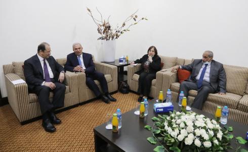رئيس المخابرات المصري يجتمع مع وفد وزاري من الحكومة الفلسطينية في غزة