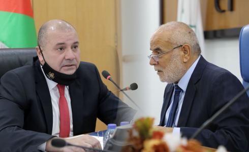 الدكتور أحمد بحر رئيس المجلس التشريعي و رئيس مجلس النواب الأردني