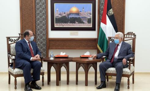 الرئيس عباس ورئيس المخابرات المصرية العامة عباس كامل