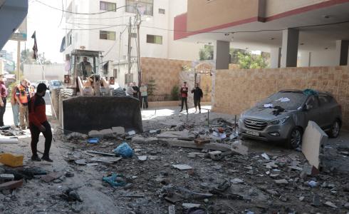 بلدية غزة أثناء تنفيذ مهامها في العدوان