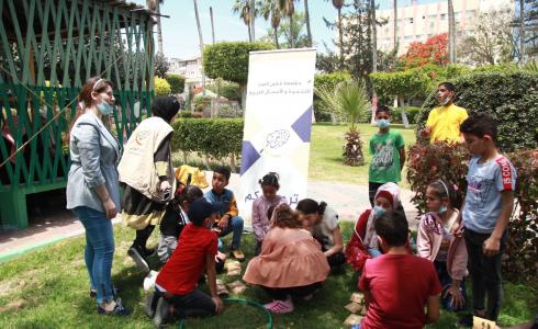 خلال تقديم الدعم النفسي للأطفال من قبل فريق فارس العرب