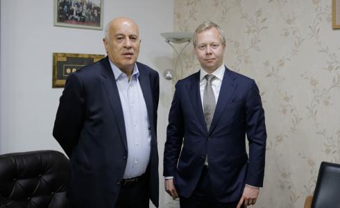 جبريل الرجوب والمبعوث الأوروبي لعملية السلام