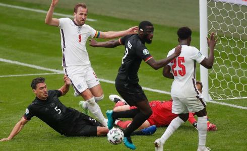 مباراة ألمانيا وانجلترا