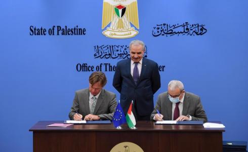 بنوك توقع اتفاقيات قروض قيمتها 425 مليون دولار بتمويل أوروبي