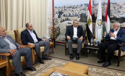 الصحيفة قالت إن وفدا من حماس سيجتمع مع المخابرات المصرية لاتمام الصفقة - أرشيف