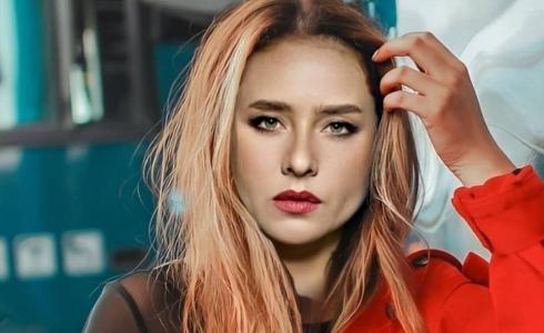 النجمة نيللي كريم