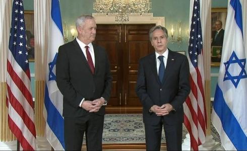 وزير الخارجية الأمريكي أنتوني بلينكن مع وزير الجيش الإسرائيلي بيني غانس