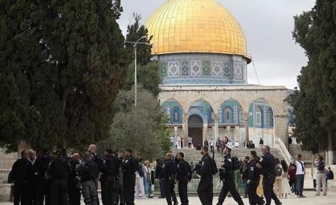اقتحام قوات الاحتلال للمسجد الأقصى