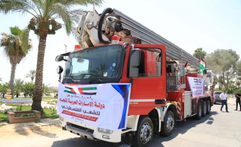 التيار الإصلاحي يسلّم "الدفاع المدني" في غزة سيارة إطفاء حديثة ذات إمكانيات خاصة