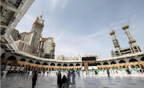 صور ة حجاج بيت الله الحرام يؤدون مناسك الحج هذا اليوم
