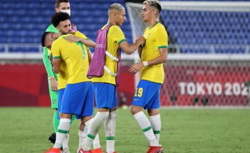 منتخب البرازيل أقصى مصر