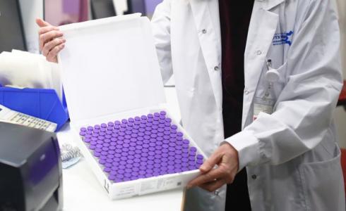 لقاحات كورونا