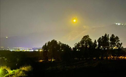 قنابل الإنارة على الحدود اللبنانية