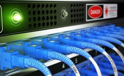 شبكات انترنت - تعبيرية