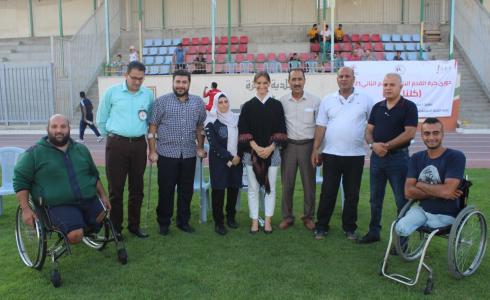 نادي السلام يكرم ممثل الصليب الأحمر في فلسطين