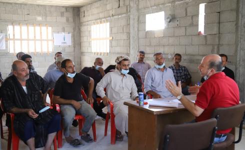 العمل الزراعي ينفذ مجموعة من لقاءات لتحديد الاحتياج لدى مزارعين قطاع غزة