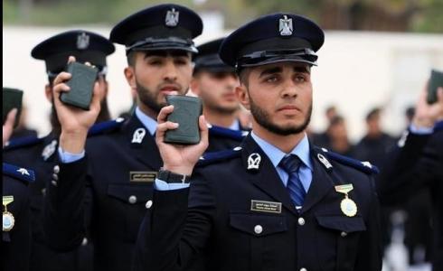 طلبة كلية الرباط الجامعية في غزة